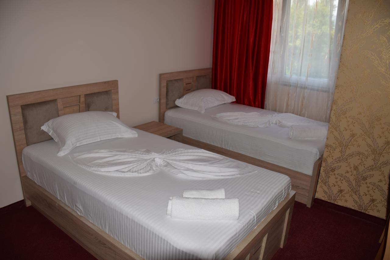 Hotel Pogradeci 2 Tushemisht Luaran gambar