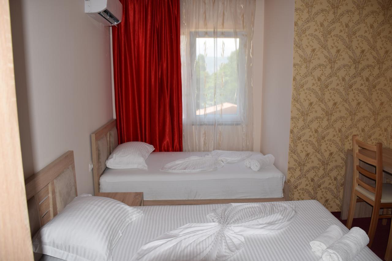 Hotel Pogradeci 2 Tushemisht Luaran gambar